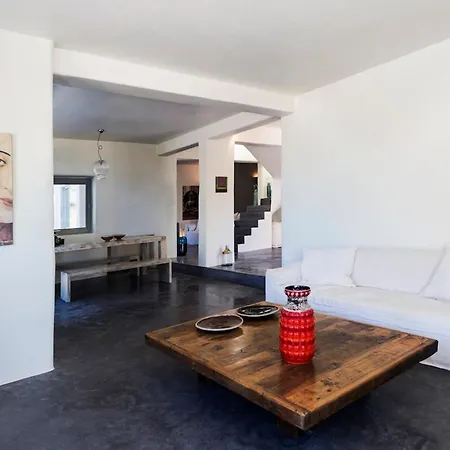 Piperi - Allparos For 4-6 *